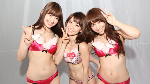 Akb48 前田敦子3dおっぱいマウスパッドの通販 By Viviana S Shop エーケービーフォーティーエイトならラクマ