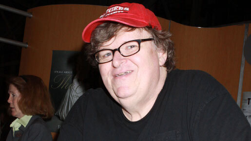 マイケル・ムーア、次期米大統領選にマット・デイモンの出馬を熱望