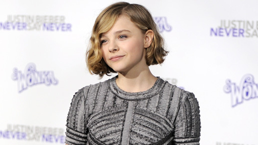 ドリュー・バリモア監督のPVにクロエ・モレッツが出演　類まれな才能を激賞！