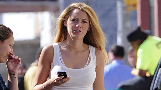 ブレイク・ライヴリー、誕生日を一緒に祝うためにレオの待つシドニーへ