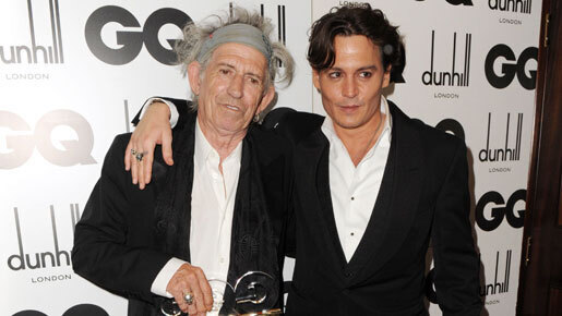 ジョニー・デップ、盟友キース・リチャーズへの授賞プレゼンターとして登場