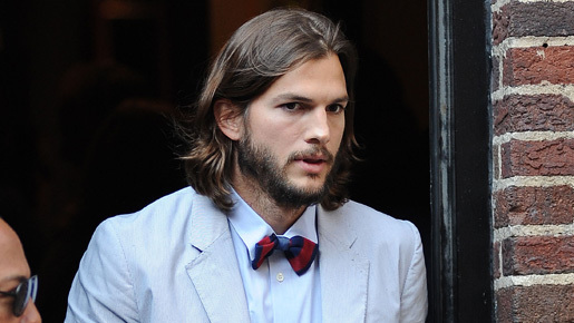 デミ･ムーアと破局危機で窮地のアシュトン･カッチャーに、浮気相手が口止め料要求