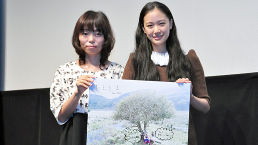 蒼井優、夜9時台の舞台挨拶！　満面の笑みで「胸を張れる作品」と主演作アピール