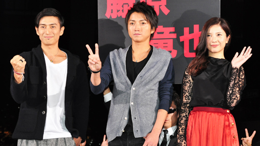 吉高由里子、チケット争奪に訪れた千人を前に「クズのみなさん、こんばんは！」