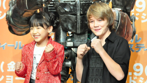 芦田愛菜、キュートな笑顔で『リアル・スティール』続編の出演ゲット!?