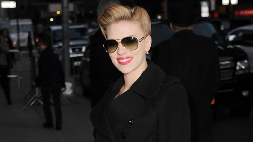 スカーレット・ヨハンソンに新恋人？　今度のお相手は英国人ミュージシャン