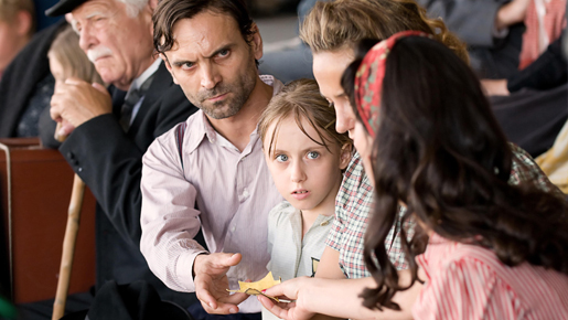 満席続出の大ヒット！　『サラの鍵』の重要シーン映像を公開