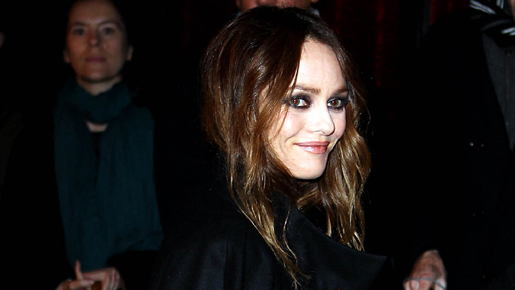 ヴァネッサ・パラディ、仏のTV番組でジョニー・デップとの破局説を完全否定