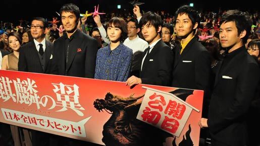 阿部寛、客席の父への思いを吐露　『麒麟の翼』監督、続編に意欲も溝端淳平は降板!?