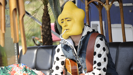 河辺で“星”姿の山田孝之が明かす“村長”とのいざこざ「おれも河童がいい…」