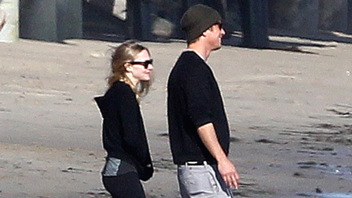 アマンダ・セイフライド、ジョシュ・ハートネットと愛犬連れでデート