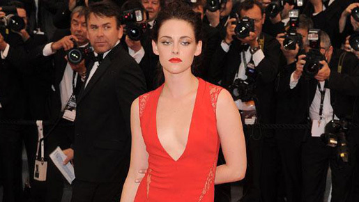 クリステン・ステュワート、アンジーらを抑えて「ハリウッドで一番稼いだ女優」に