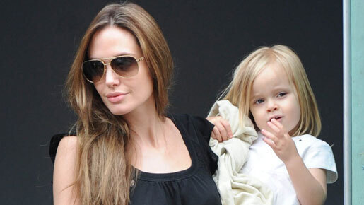 アンジェリーナ・ジョリー、魔女VS姫で4歳の愛娘と初の親子競演！