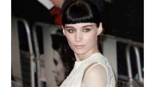 『ドラゴン・タトゥーの女』の続編公開が2013年から延期に