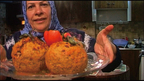 【シネマモード】キッチンから見えてくる、甘酸っぱい素顔のイラン『イラン式料理本』