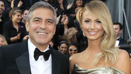 ジョージ・クルーニー、元レスラーで恋人のステイシー・キーブラーと破局！