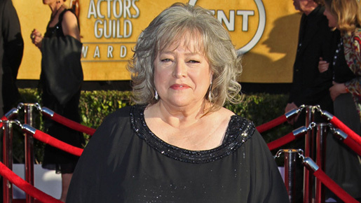 オスカー女優キャシー・ベイツ、両乳房切除手術を受けていたことを告白