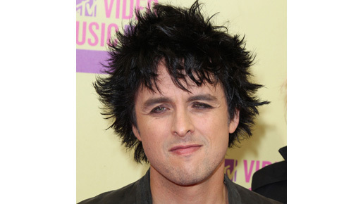 「グリーン・デイ」のビリー・J・アームストロング、薬物乱用を理由にリハビリ施設へ
