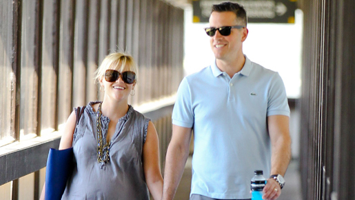 リース・ウィザースプーンに英国ロイヤル・カップルから出産祝い