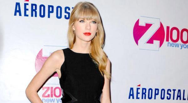 テイラー・スウィフト、今年「最もチャリティに貢献した有名人」に