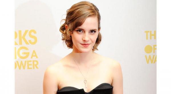 エマ・ワトソン、ニューヨークの空港で12歳児に間違えられる