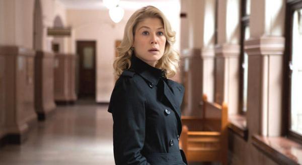 元ボンドガールは名家の才女？『アウトロー』注目のヒロインからインタビュー映像到着