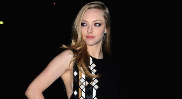 アマンダ・セイフライド、ツイッターでアン・ハサウェイとの不仲説に言及？