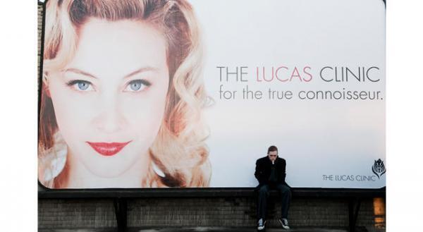 クローネンバーグ息子が衝撃の監督デビュー！　父・デヴィッドのミューズも出演