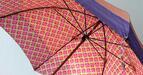 雨の日も晴れの気分　ファッションに日本のテキスタイルで彩るグリデカナの傘を