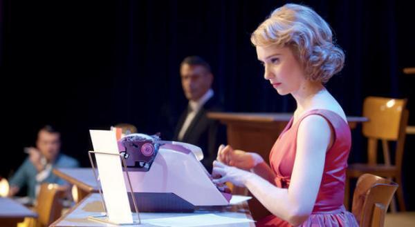 まるでオードリー・ヘップバーン　映画『タイピスト！』50年代ファッションに注目