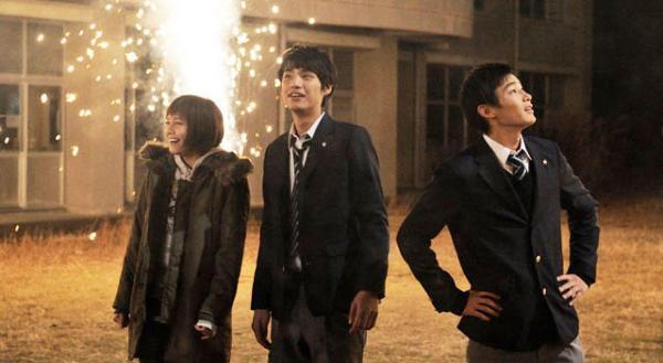 福士蒼汰×本田翼×野村周平『江ノ島プリズム』、人気急騰で上映館数“15倍”！