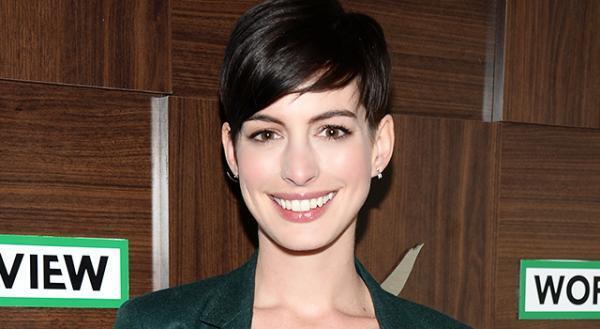 アン・ハサウェイ、“嫌われた理由”を自ら分析…「露出が多すぎた」