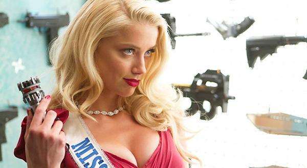 【インタビュー】“J・デップ婚約者”アンバー・ハードは悪女？ 　映画『マチェーテ・キルズ』