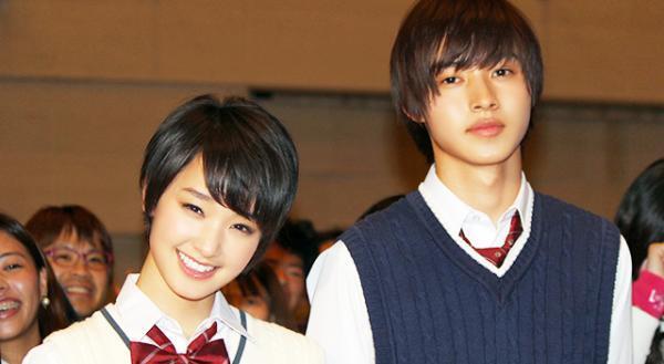 剛力彩芽＆山崎賢人、もし同居したら…“頭ナデナデ”妄想実演にファン狂喜!?