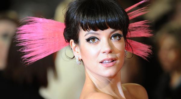 ビヨンセ、レディー・ガガら大物歌手をディスる…“毒舌歌姫”現る