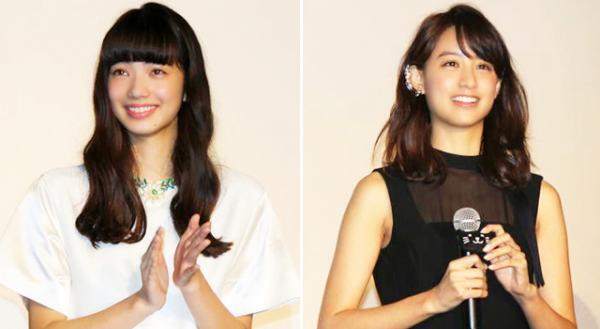小松菜奈＆山本美月、“仲良し”白黒コーデで『近キョリ恋愛』初日挨拶