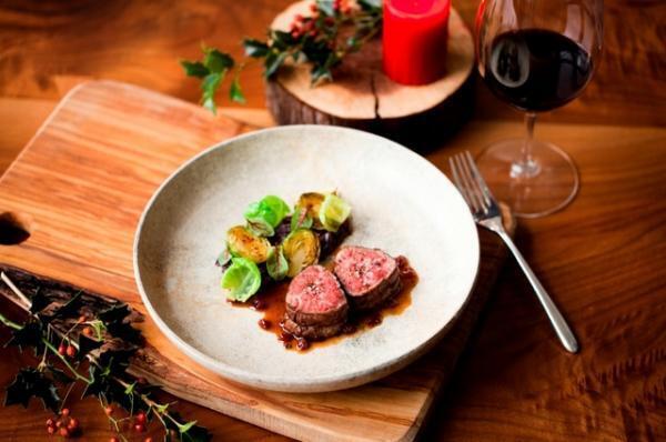 虎ノ門ヒルズの初クリスマス！ アンダーズ 東京ではクリスマス限定コースも登場