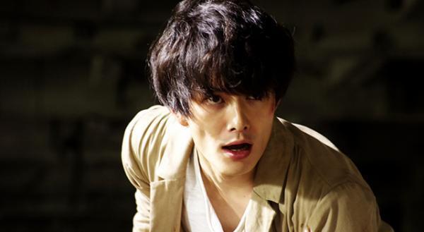 岡田将生×染谷将太が初対峙！　映画『ストレイヤーズ・クロニクル』撮影に潜入