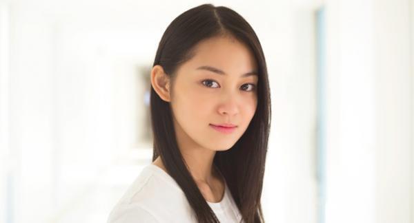 “国民的美少女”吉本実憂がダーク・ヒロインに…内野聖陽を翻弄する『罪の余白』