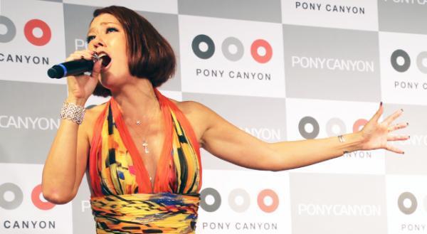 LiLiCo、『チョコレートドーナツ』主題歌を熱唱！　言葉と歌で感動を伝える宣伝隊長に！