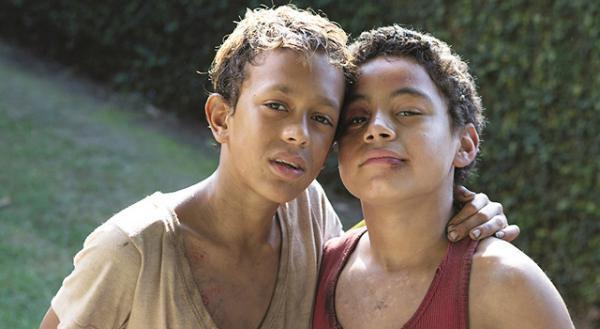 スティーヴン・ダルドリー監督に見出された14歳の主人公たち…『トラッシュ！』