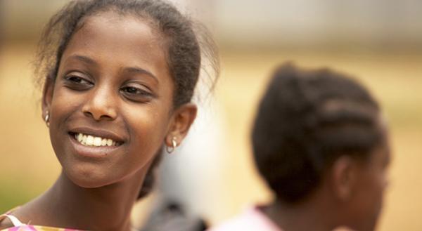 アンジェリーナ・ジョリー製作！ 愛娘の故郷描くエチオピア映画、来秋公開決定