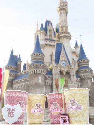 【ディズニー】冬のパークで“ほっこリッチ”！　キュートなホットドリンク登場