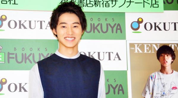 山崎賢人の握手会にファン4500人！ 注目を実感「環境の変化感じる」