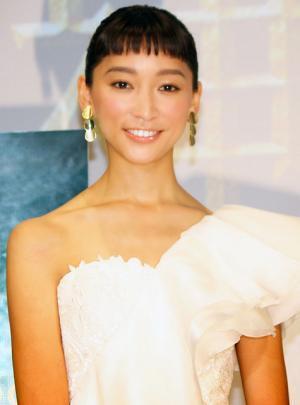新婚の杏、“夫を待つ妻”演じて「信じる力を参考にしたい」