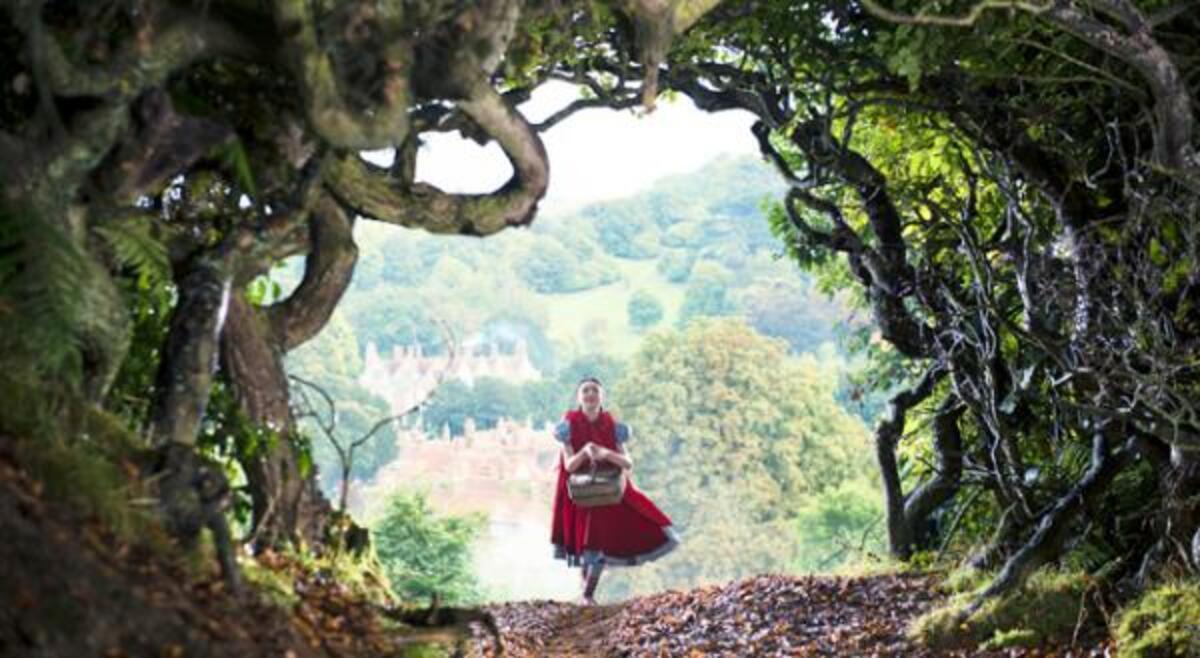 ディズニー イントゥ ザ ウッズ 赤ずきん役の新星女優 監督と共に来日決定 15年1月26日 ウーマンエキサイト 1 2