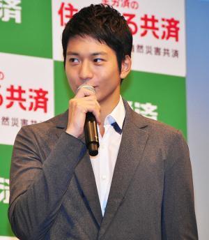 新婚・向井理、「頑張れるのは家に帰る楽しみがあるから」