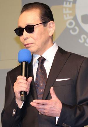 タモリ、久々の“デカマイク”に「なんか落ち着く」