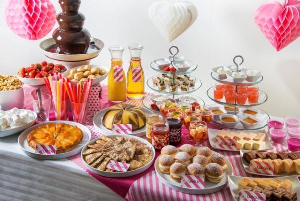 【3時のおやつ】イケアでバレンタイン期間限定のスイーツビュッフェを開催！