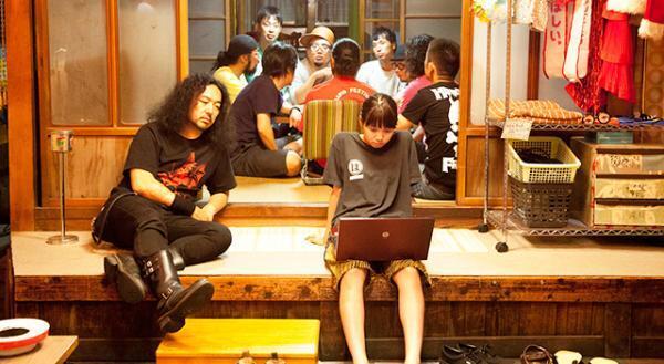 【特別映像】二階堂ふみがキュートな“関西弁”を披露！『味園ユニバース』